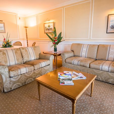 Hotel Colbert - Spa & Casino Ανταναναρίβο Εξωτερικό φωτογραφία